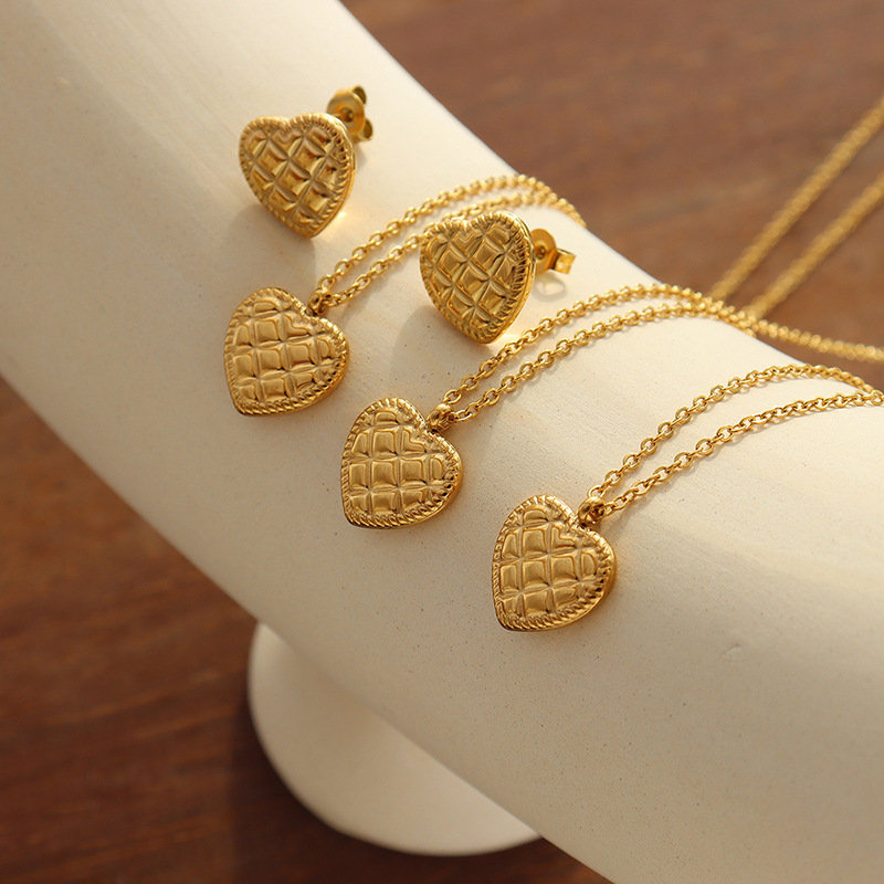 AROS LUX JOYAS BAÑO ORO AMARILLO 18K PEGADOS CORAZÓN DISEÑO - 3