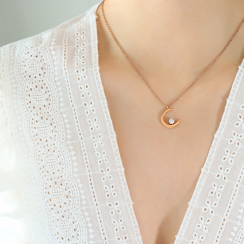 COLLAR LUX JOYAS BAÑO ORO ROSADO 18K LUNA PUNTO DE LUZ - 4