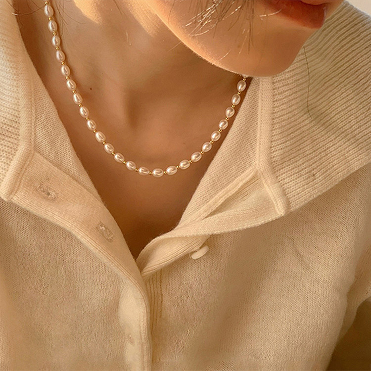 COLLAR LUX JOYAS BAÑO ORO AMARILLO 18K PERLAS AGUA DULCE PELOTITAS - 6