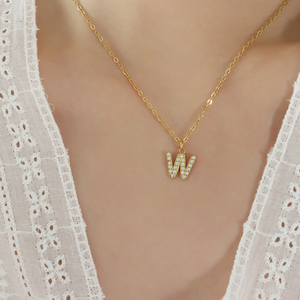 COLLAR LUX JOYAS BAÑO ORO 18K LETRA INICIAL W BRILLITOS - 2