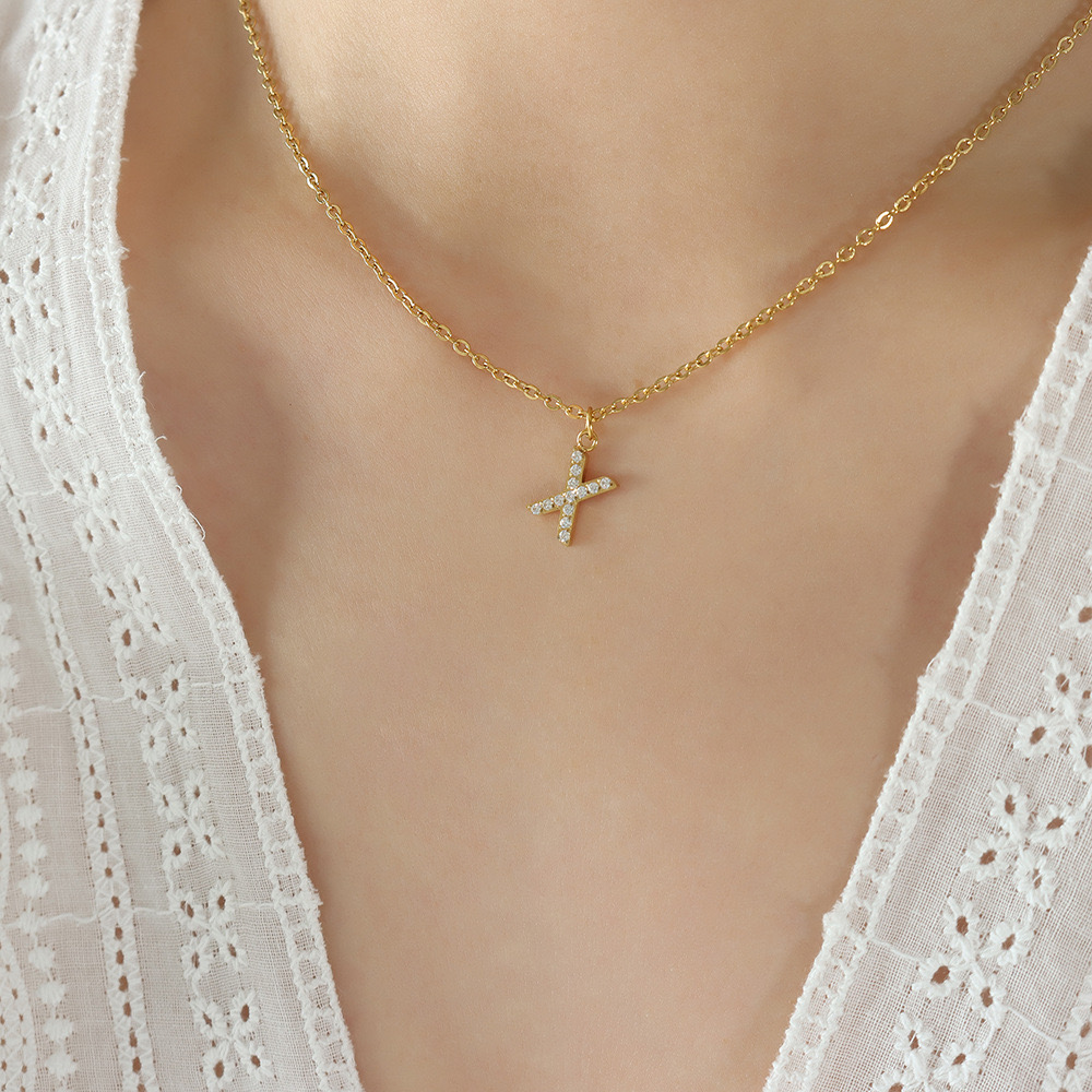 COLLAR LUX JOYAS BAÑO ORO 18K LETRA INICIAL X BRILLITOS - 2