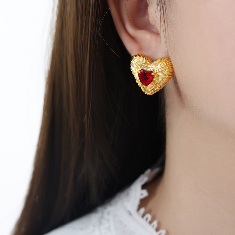 AROS BAÑO ORO 18K CORAZÓN CEPILLADO CIRCÓN RUBÍ - 4