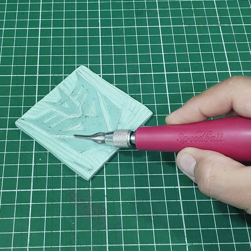GOMA PARA GRABADO SPEEDBALL SPEEDY CUT-EASY CELESTE 15X28CM - 3
