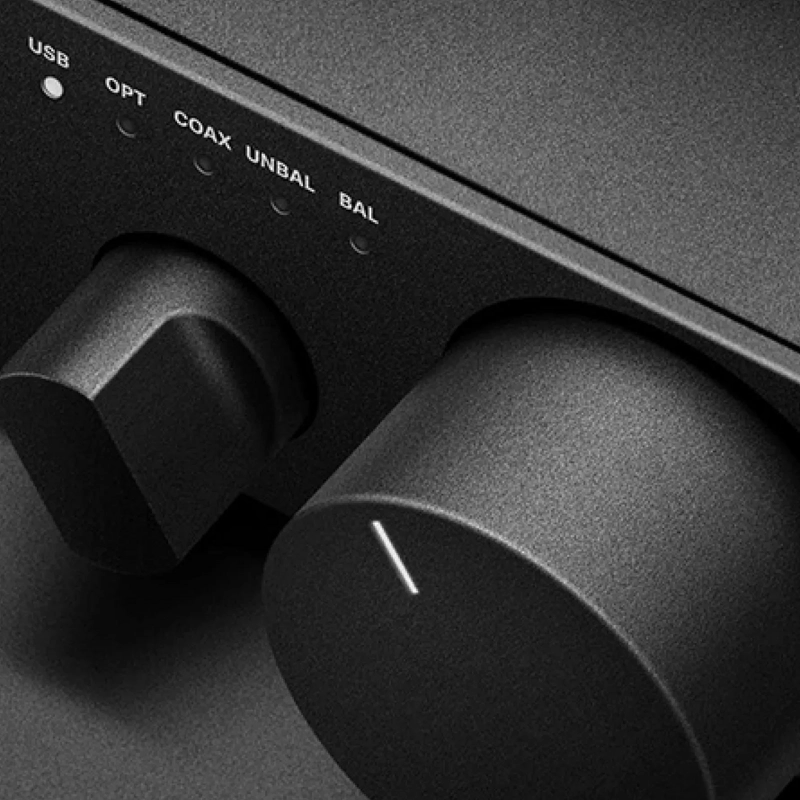 AMPLIFICADOR DE AUDIFONOS SENNHEISER HDV 820 - 5