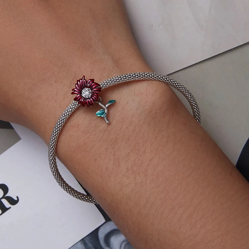 CHARM DIJE PLATA 925 FLOR MARGARITA EN COLOR ROJO - 2