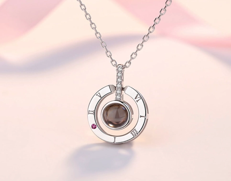 COLLAR TODOJOYAS ENCHAPADO EN PLATA COLGANTE TE AMO EN 100 IDIOMAS PLATEADO - 4