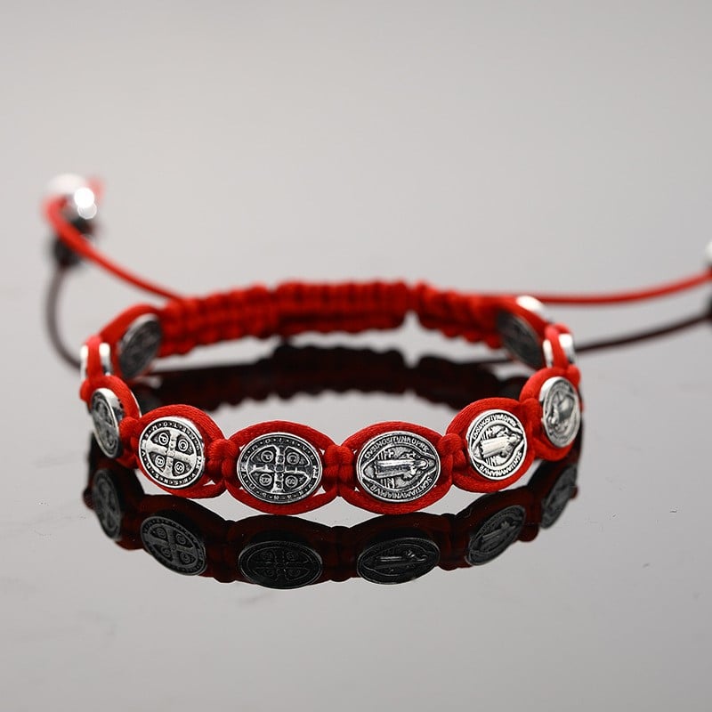 PULSERA HILO ROJO SAN BENITO PROTECTOR 10 MEDALLAS - 4