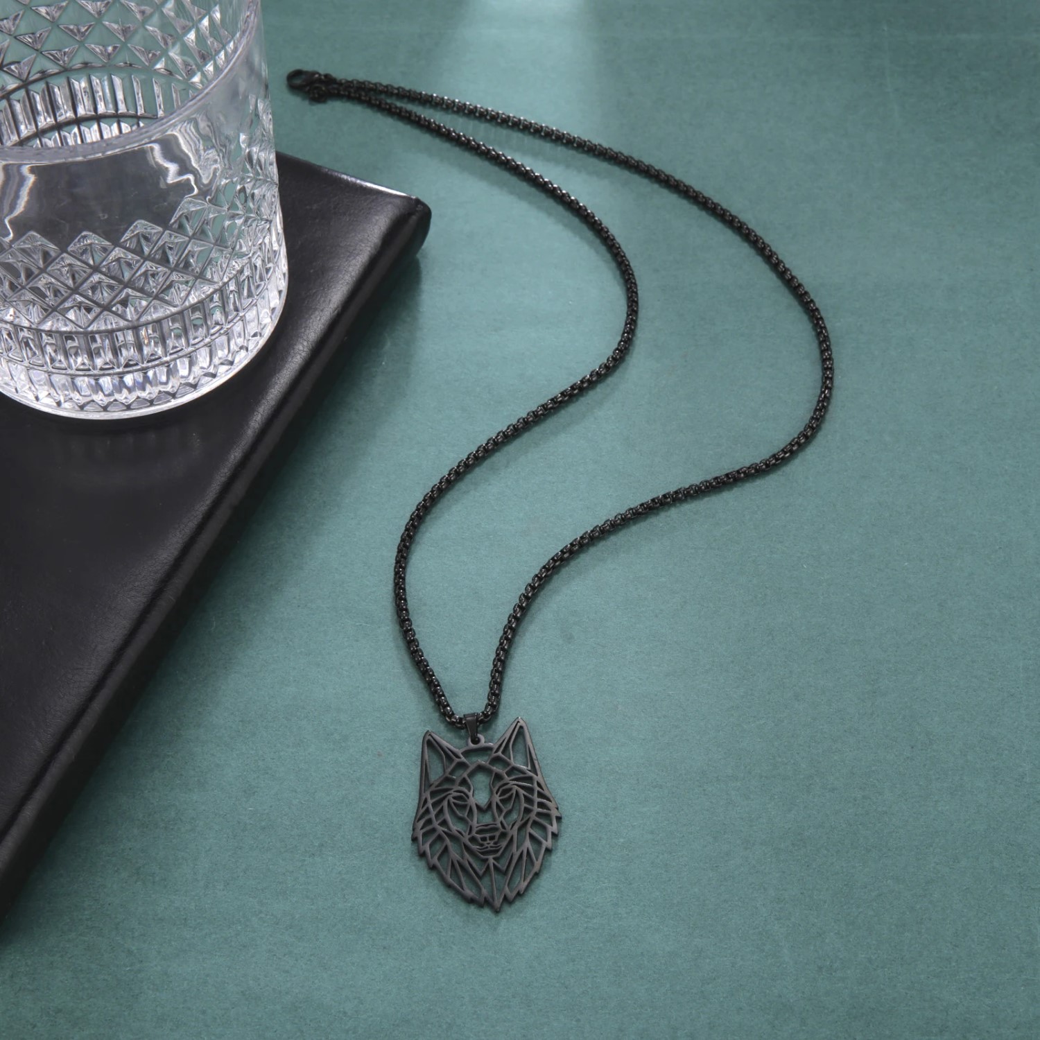 COLLAR CABEZA LOBO WOLF ACERO GEOME TRICO NEGRO - 4