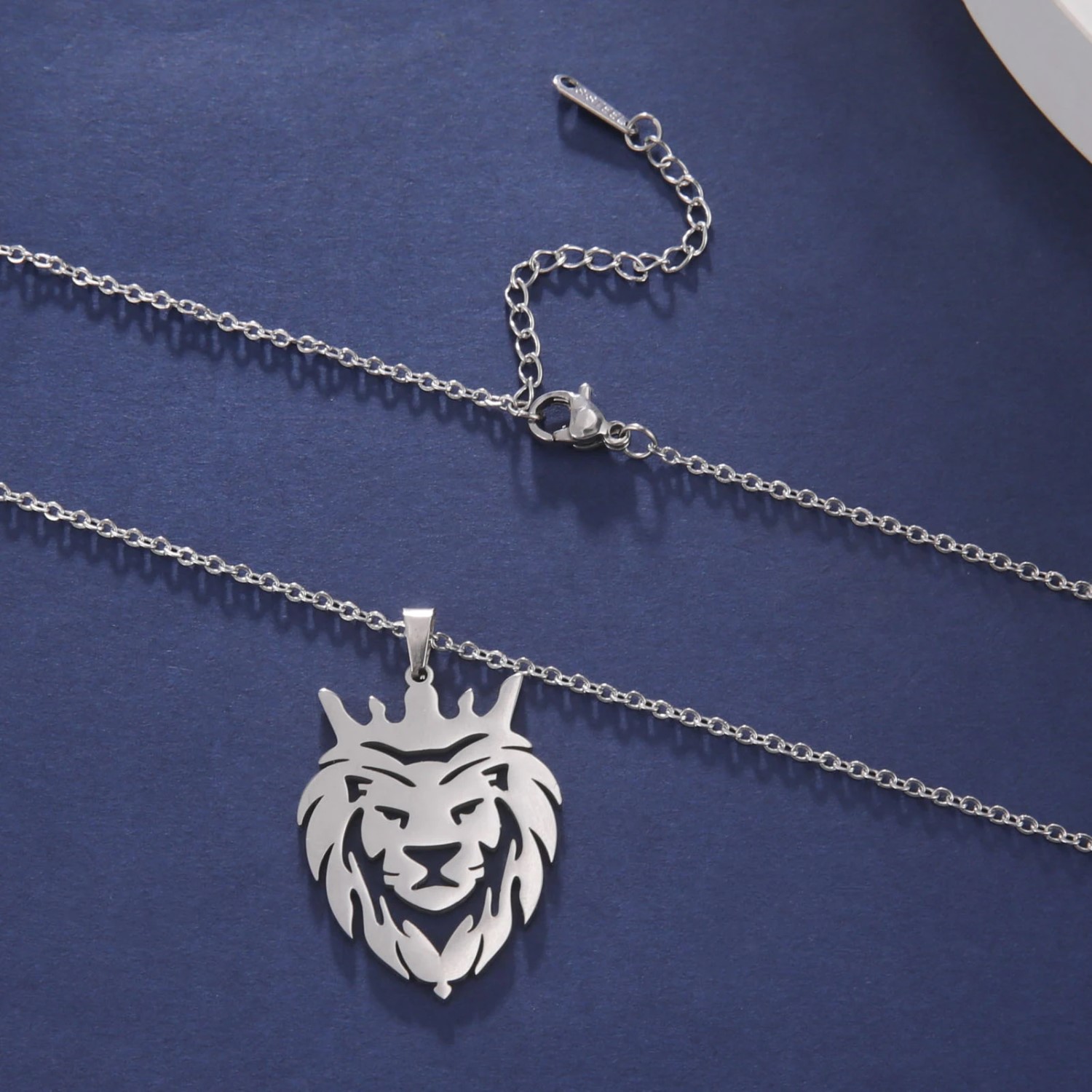 COLLAR CABEZA LEON CORONA KING ACERO PLATEADO - 2