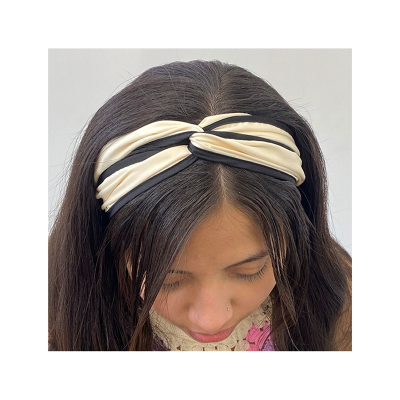 CINTILLO ELASTICO PARA CABELLO MODELO LISO IVORY - 2