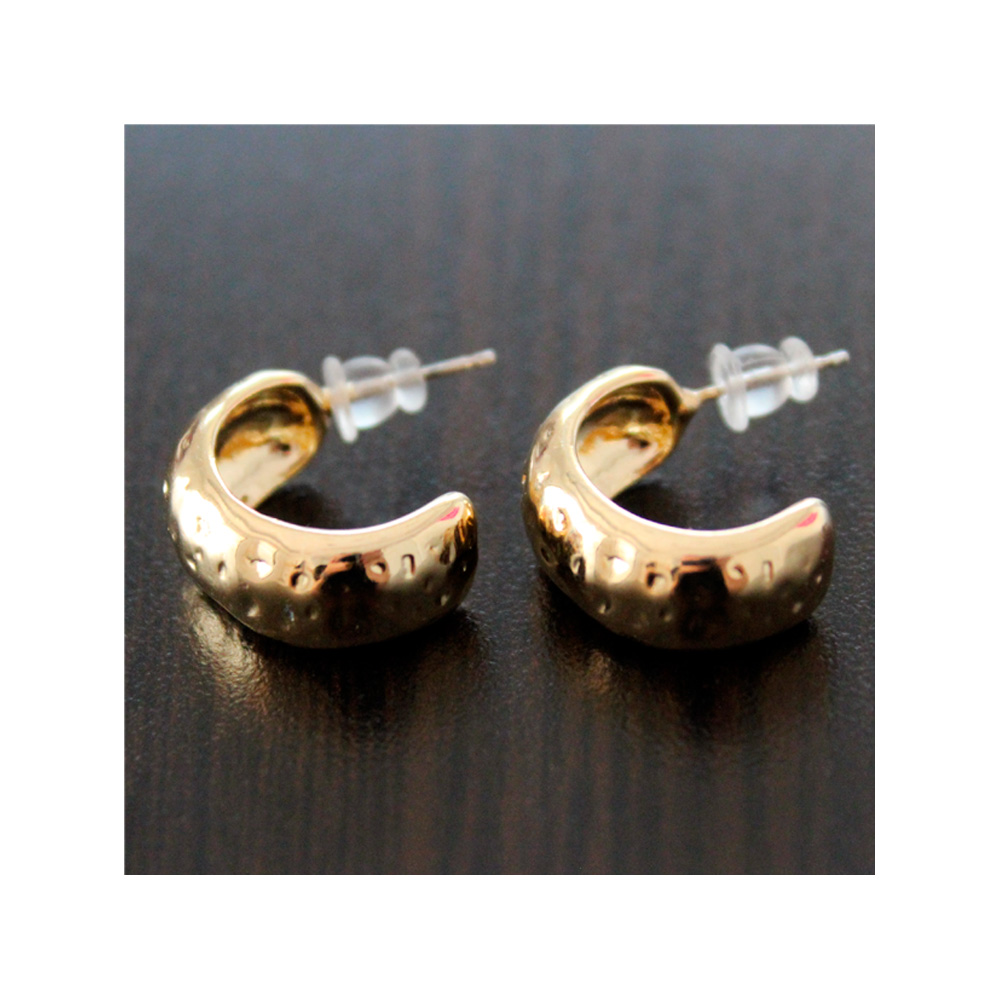 AROS ACERO LIA VICTORIA ARGOLLAS CON GRABADO COLOR DORADO - 1