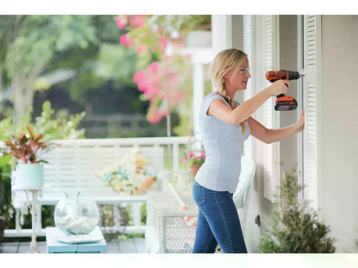 KIT HOMEWORK TALADRO ATORNILLADOR 20V MÁX BLACK+DECKER - 3