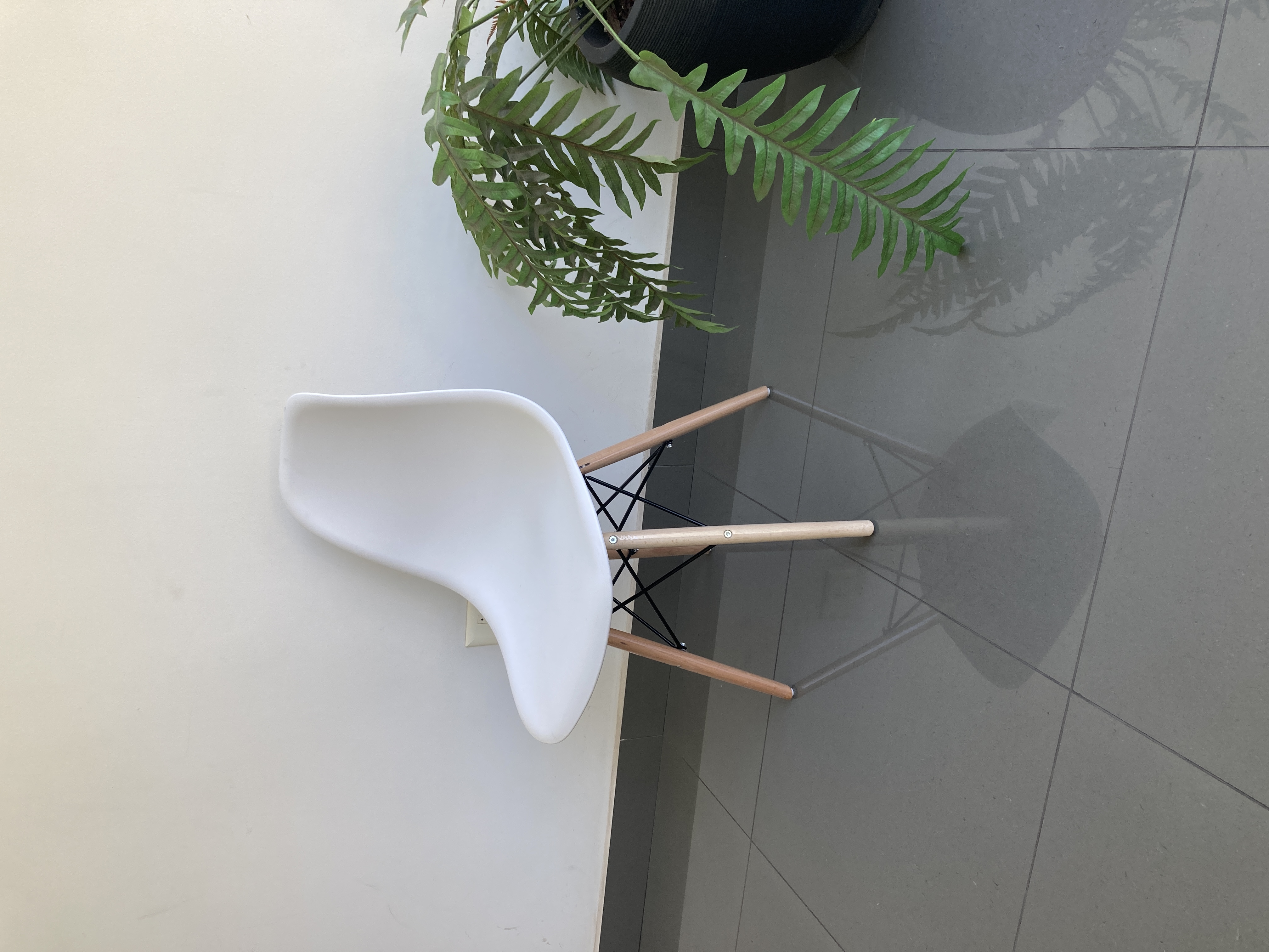SILLA HABITA2 DISEÑO EAMES BLANCA PACK 6 COMODA Y - 4