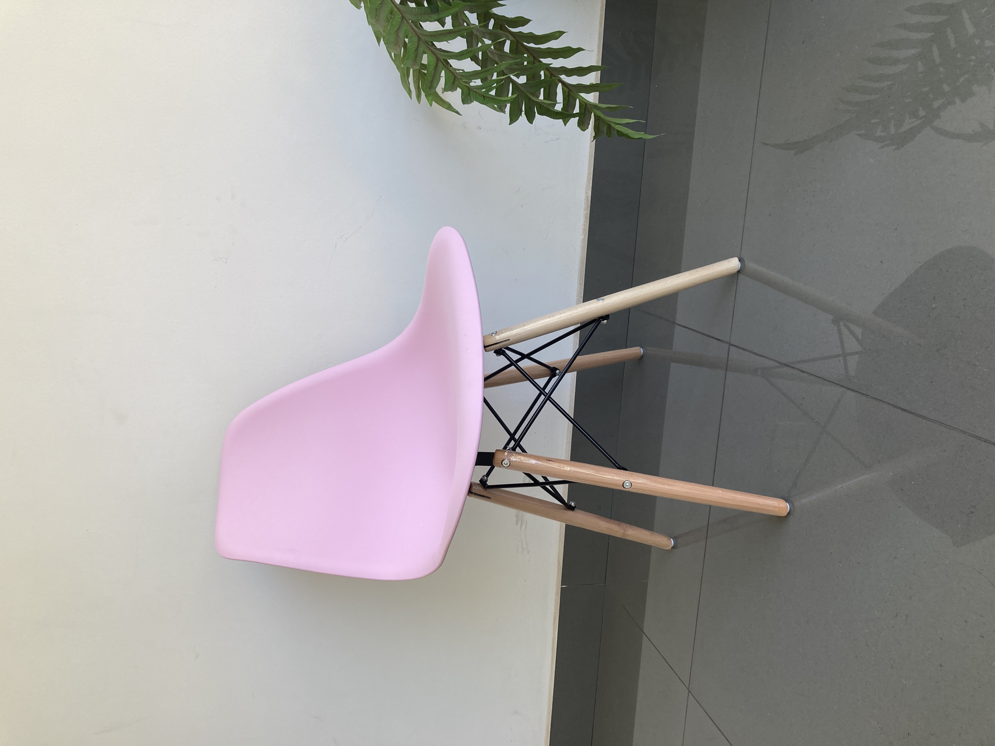 PACK 4 SILLA COMODA Y DE DISEÑO EAMES - ROSADA - 2