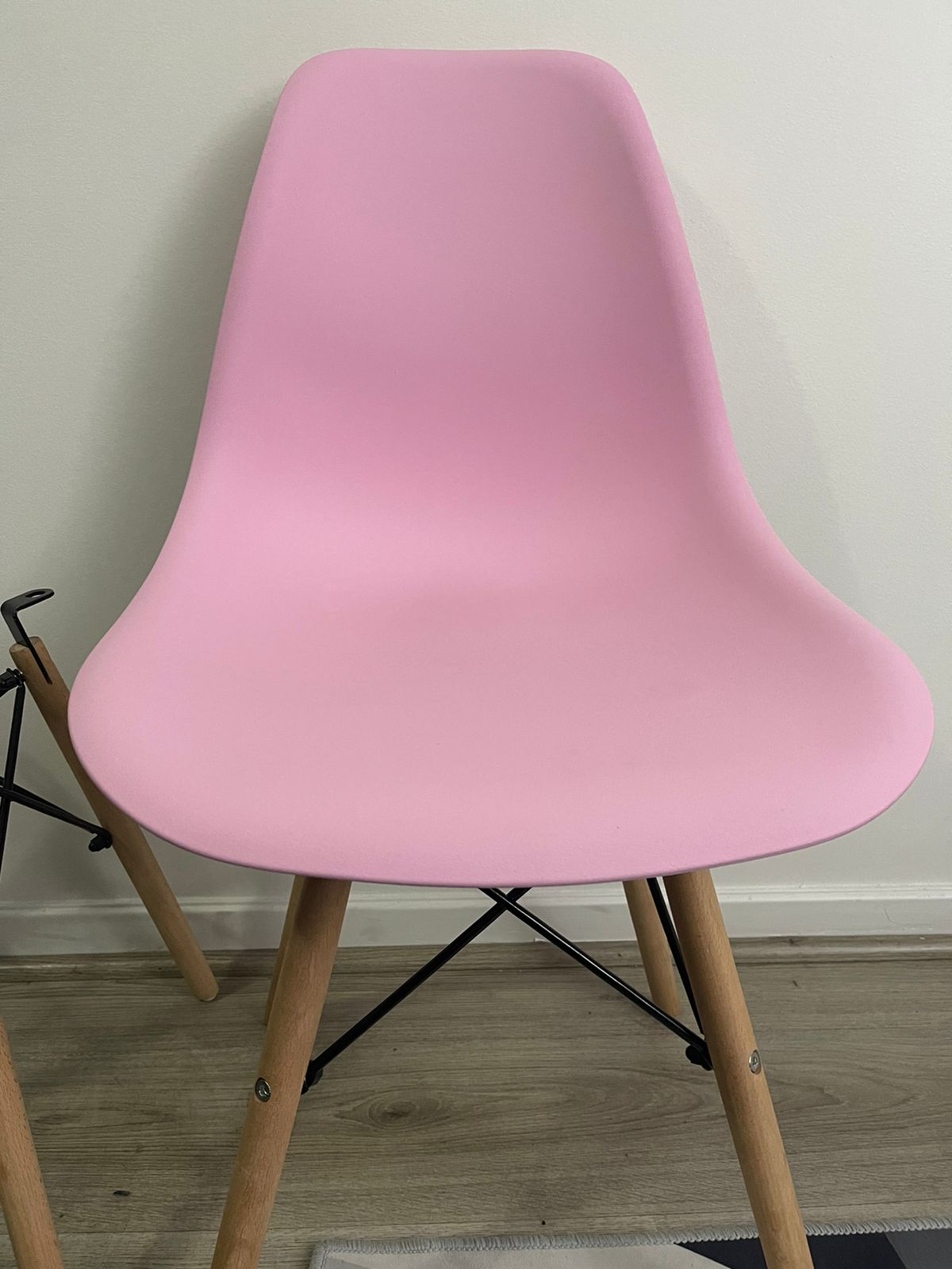 PACK 6 SILLA COMODA Y DE DISEÑO EAMES - ROSADA - 3