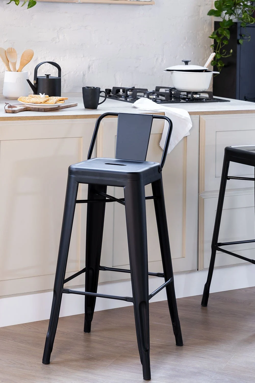 TABURETES HABITA2 TOLIX METÁLICOS NEGRO PACK 4 CON RESPALDO 66 CM - 4