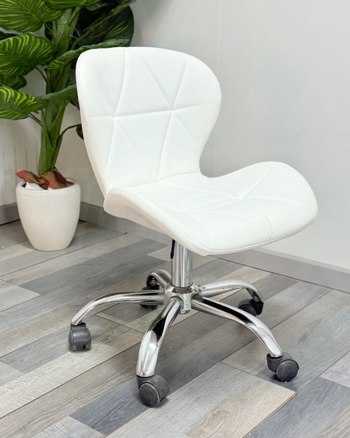 SILLA DE ESCRITORIO HABITA2 /PLÁSTICO ACOLCHADA DISEÑO MARIPOSA - 2
