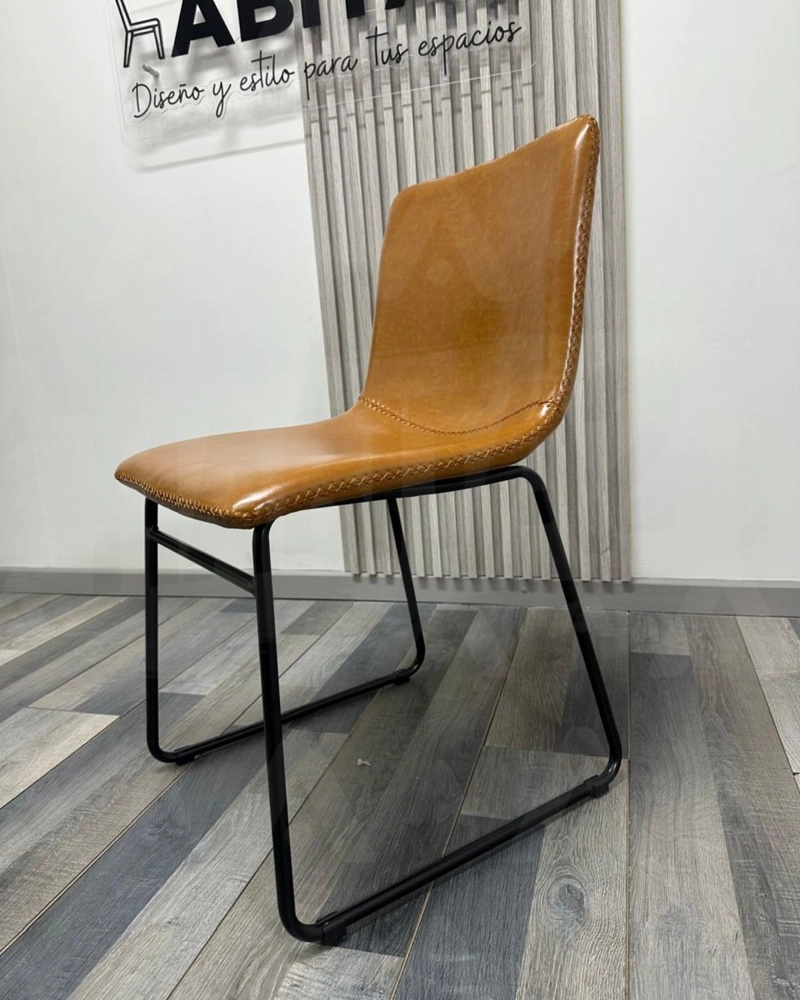 PACK HABITA2 ACERO CAFE 2 SILLA COMEDOR LEAH CUERO - 5