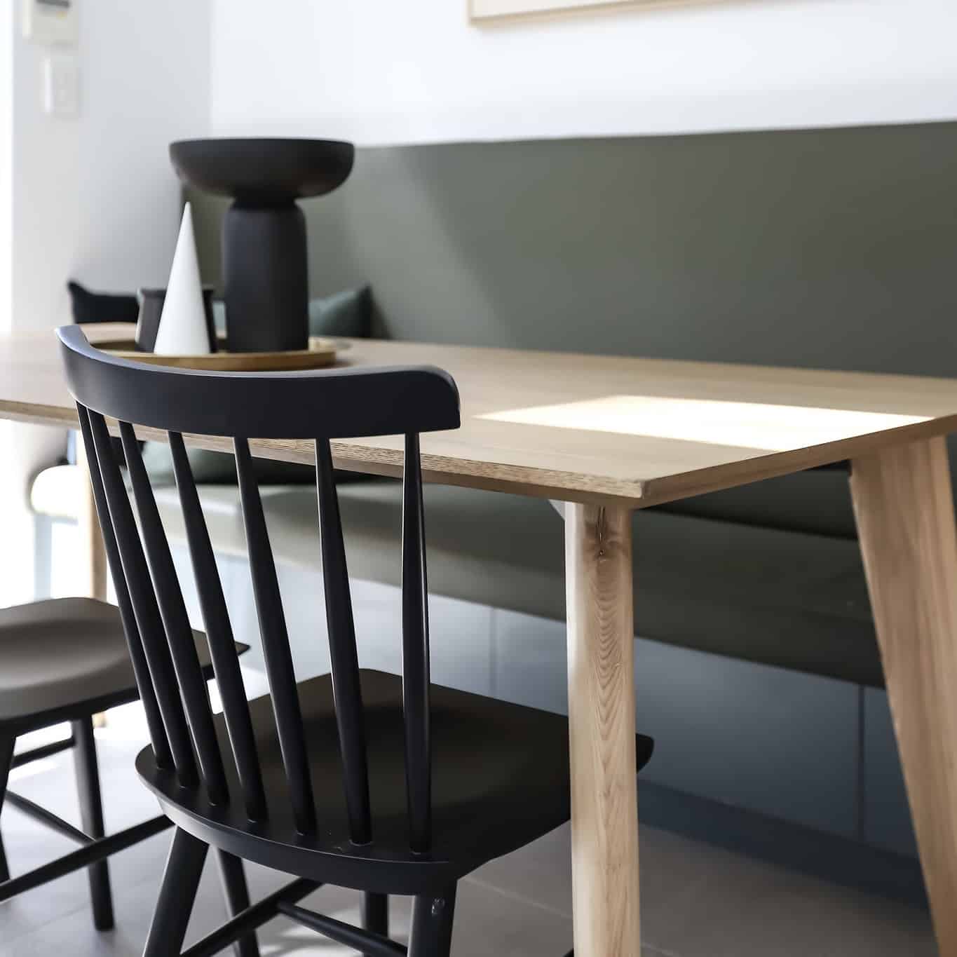 SILLA DE COMEDOR WINDSOR DE MADERA - NEGRO - 2