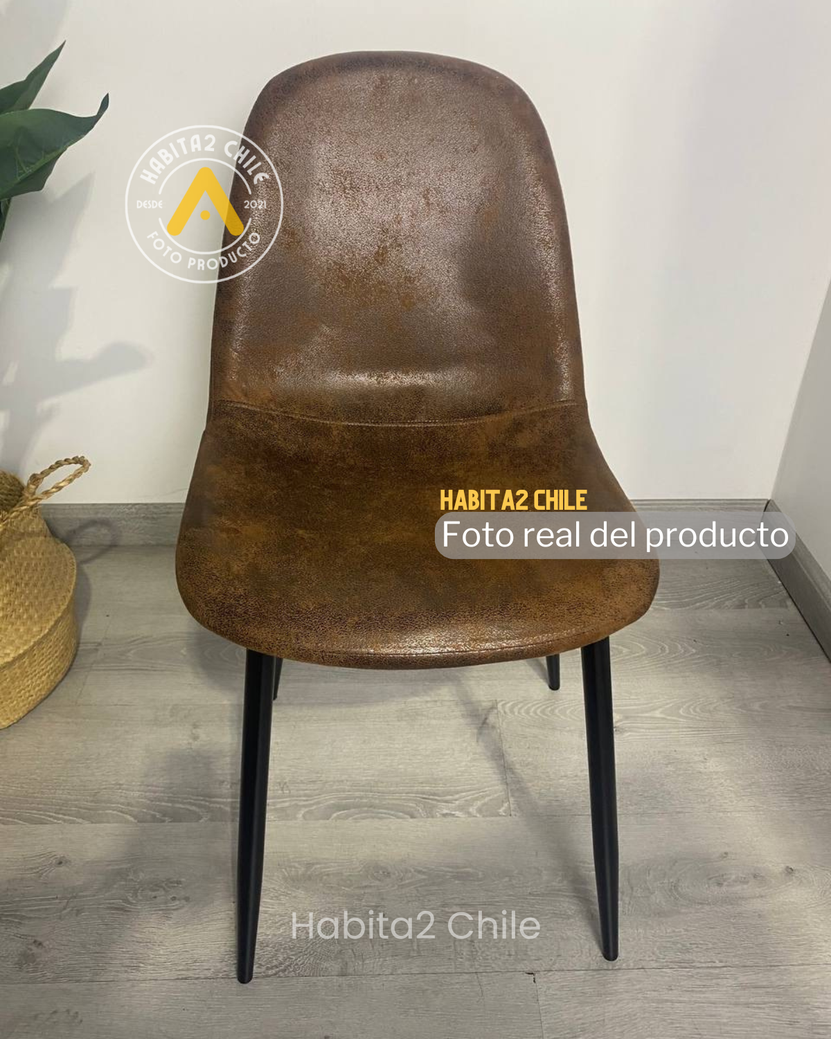 PACK 4 SILLAS DE COMEDOR CON ASIENTO TRENDY ECOCUERO TOP CON PATAS NEGRAS - 4