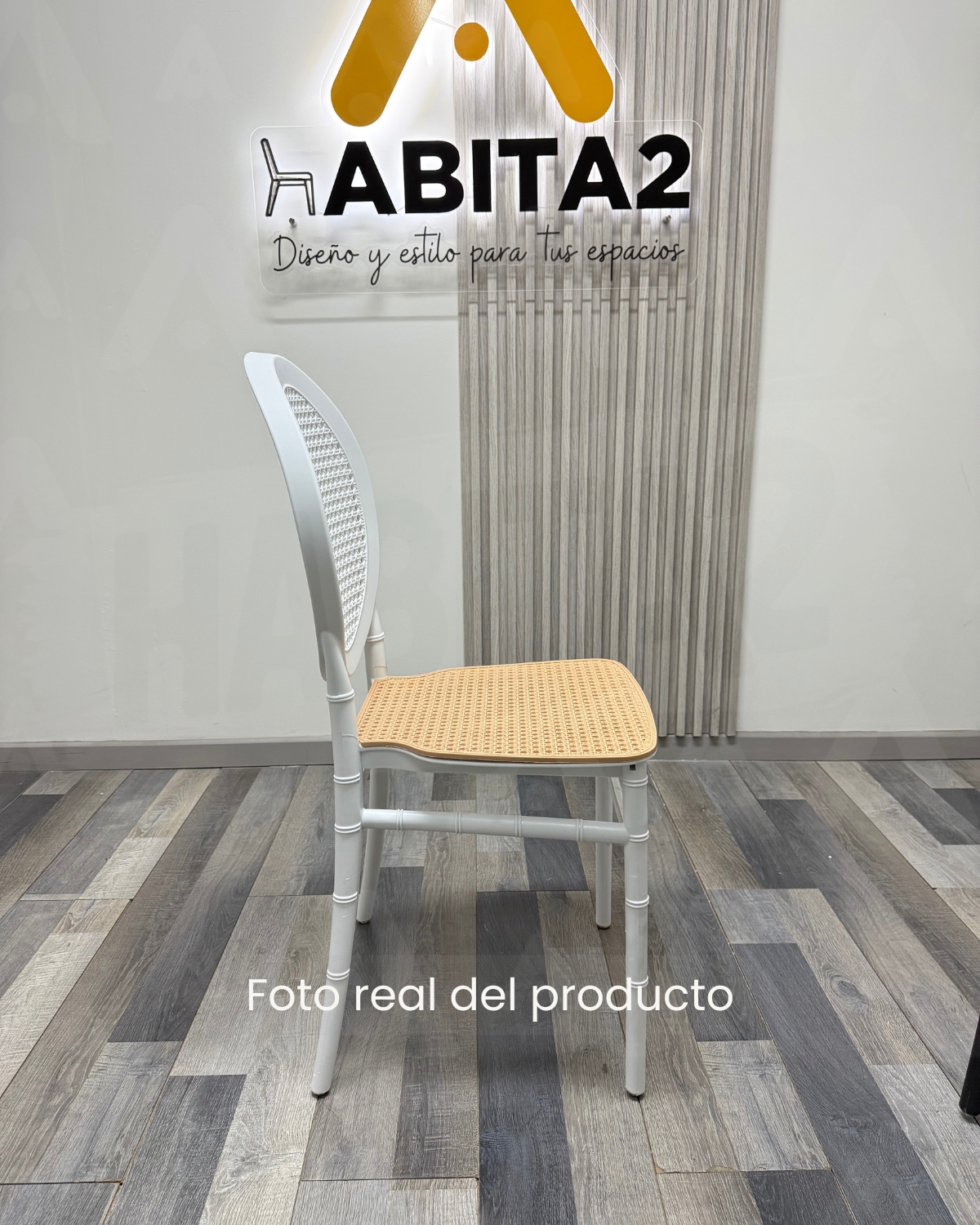 SILLA APILABLE MOODY PARA EXTERIOR QUINCHO O LIVING - BLANCO - 3