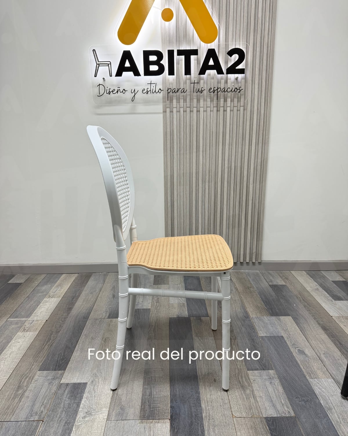SET 2 SILLAS APILABLES MOODY PARA EXTERIOR O SALAS - BLANCO - 4