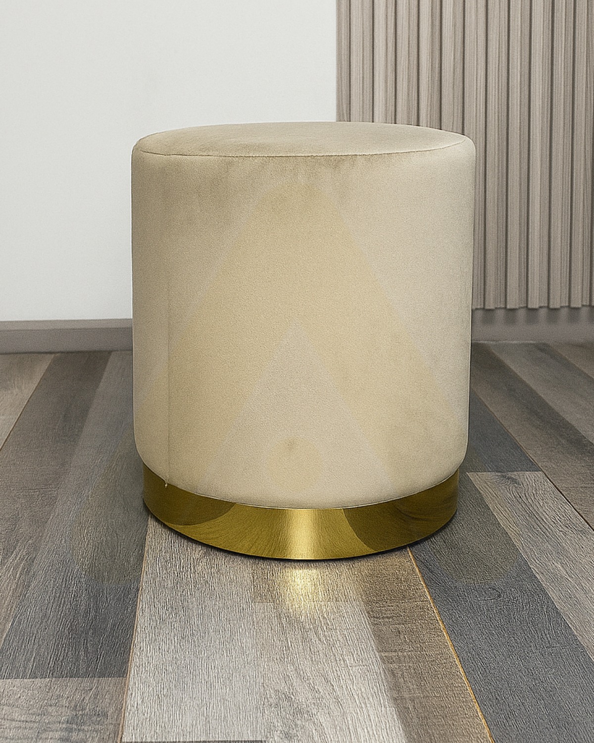 POUF OLIVIA DE TERCIOPELO PUFF PARA LIVING ELEGANTE - BEIGE - 3
