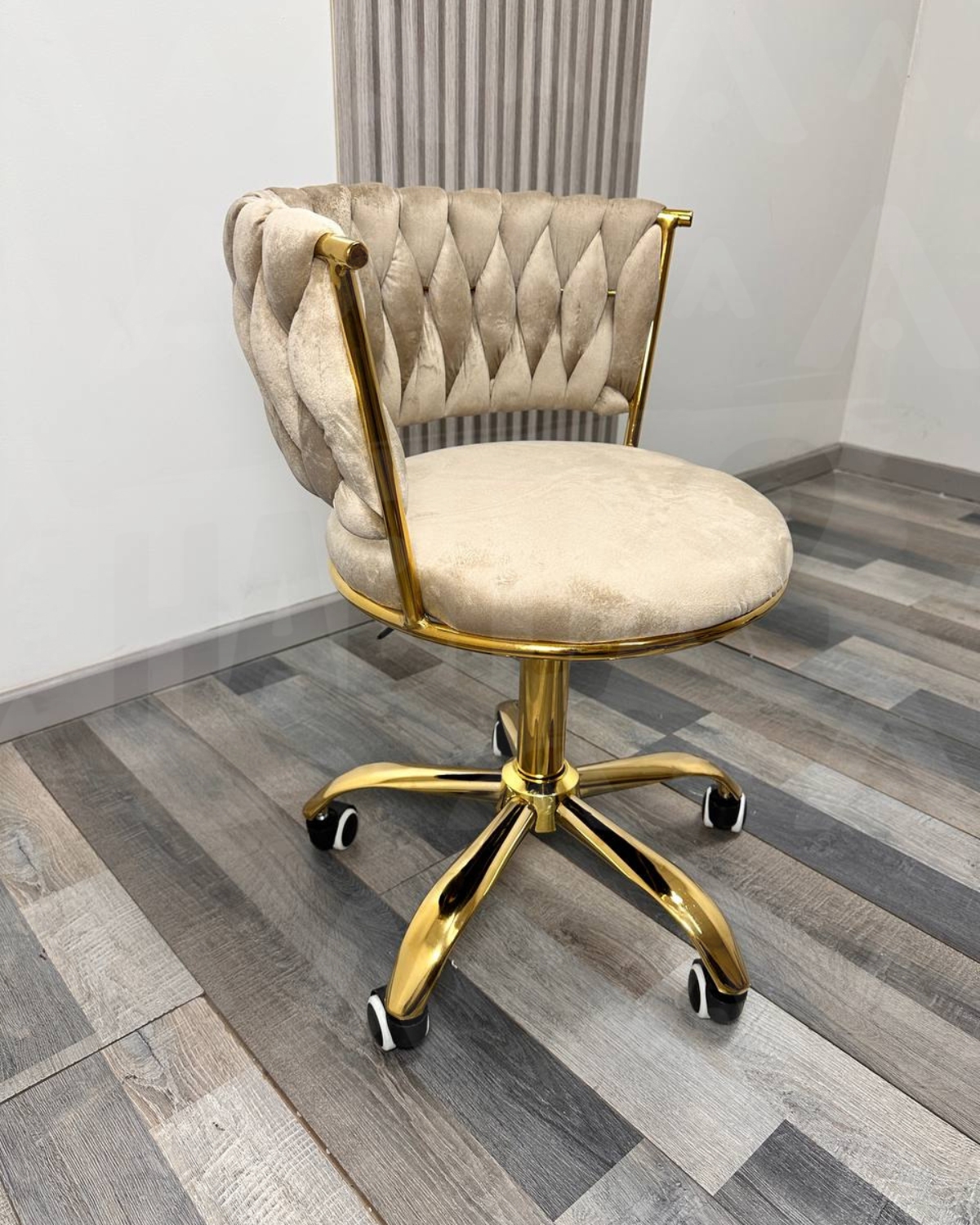 SILLA GIRATORIA QUEEN LITE DE ESCRITORIO - BEIGE - 3