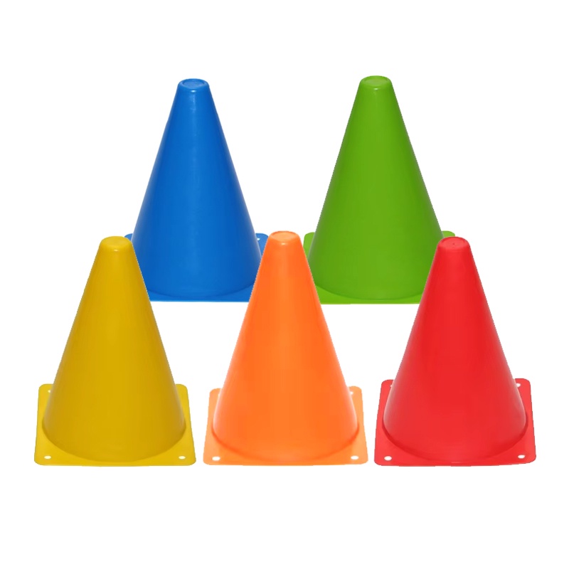 5 CONOS DE ENTRENAMIENTO DEPORTIVO PARA NIÑOS 16CM COLORES - 1