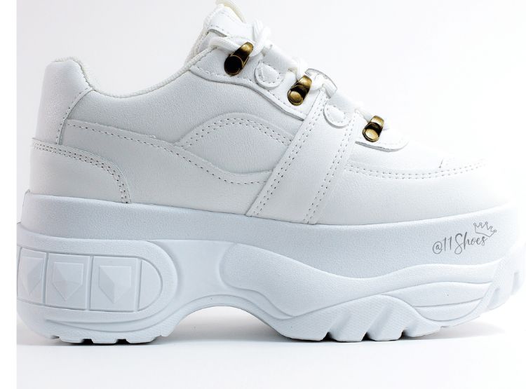 ZAPATILLAS CON PLATAFOMA BLANCAS - 2