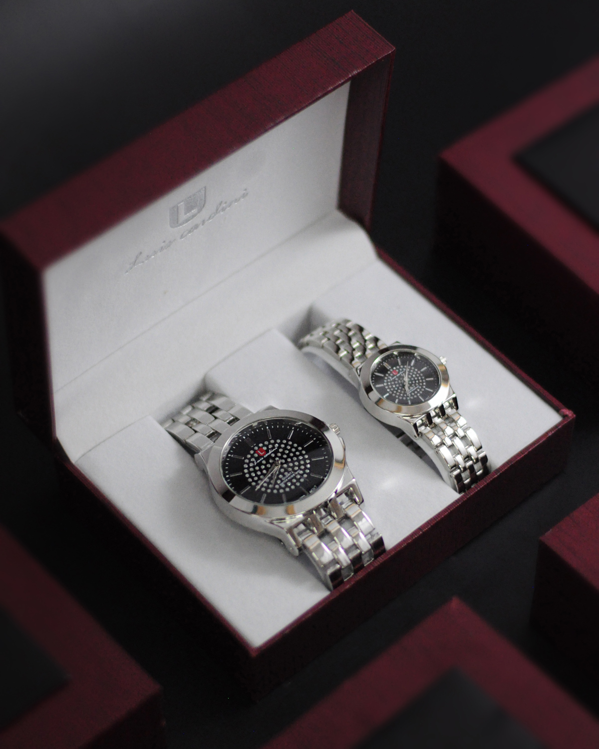 RELOJ BUENISIMO UNISEX SET PAR ESLUIS CARDINI MOD: 2276PLNE - 1