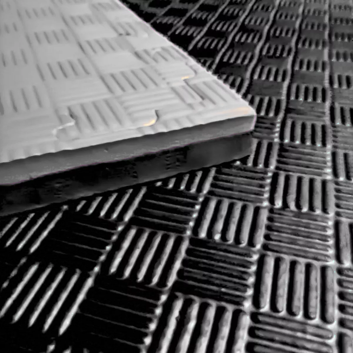 PACK 4 PLANCHA TATAMI 100CM X 100CM X 2.5CM GRIS Y NEGRO - 4