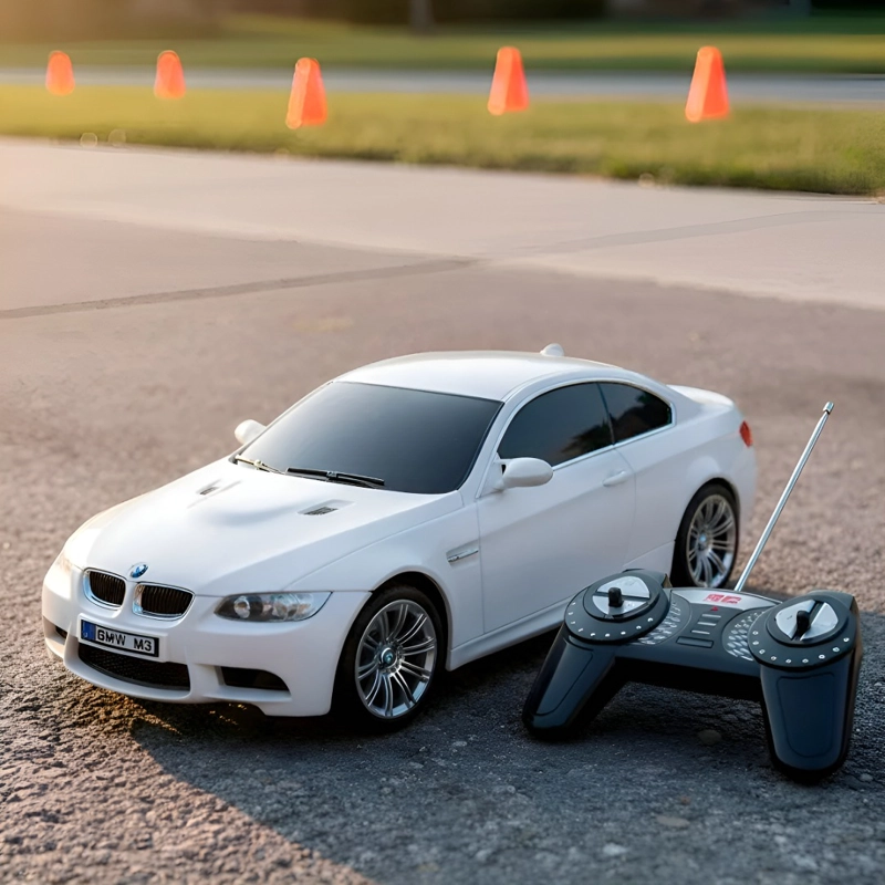 AUTO CONTROL REMOTO BMW M3 1:18 LUCES DEPORTIVO RECARGABLE - 1