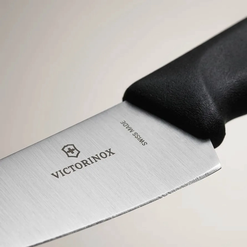 CUCHILLO PARA TRINCHAR SWISS CLASSIC VICTORINOX 6.8003.19B NEGRO - 10