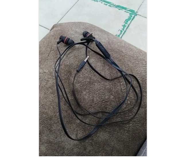AUDÍFONOS SMARTPHONE AUXILIAR MICRÓFONO CABLE CONECTOR JACK 3.5MM - 4