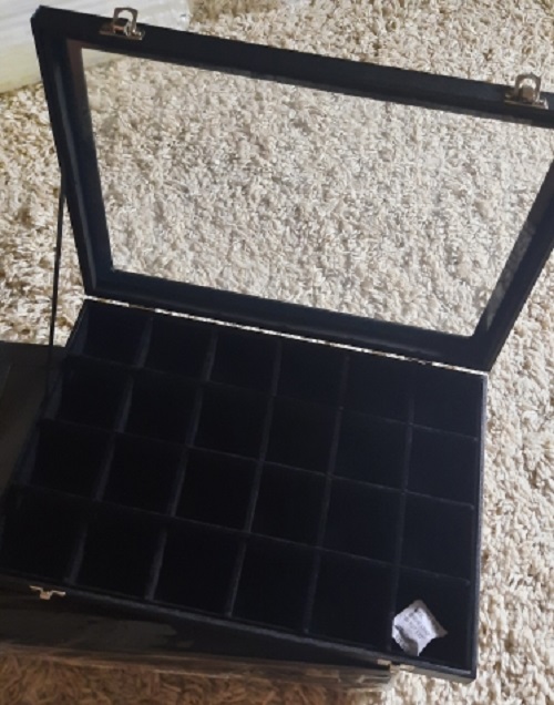 CAJA PRESENTACIÓN PARA EXHIBIR ANILLOS Y JOYAS ELEGANTE TERCIOPELO Y CRISTAL CAJA EXIBIDORA - 3