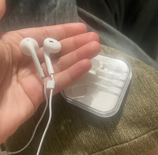 AUDÍFONOS CON CABLE Y MICROFONO ENTRADA TIPO C PARA IPHONE PARA SMARTPHONE CELULARES - 4