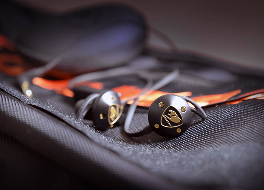 AUDÍFONOS GAMER COUGAR IN EAR CGRP07B-860H ATTILA EDITION - 4