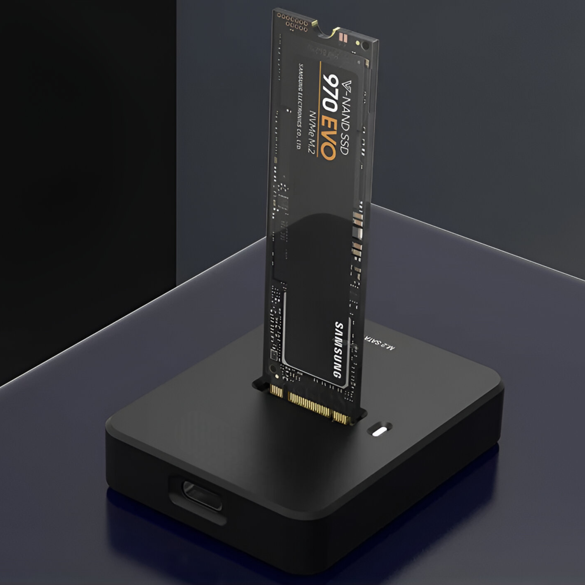 LECTOR DE DISCOS SSD M.2 DOCK STATION USB 3.0 + USB-C DCKM2 - 9