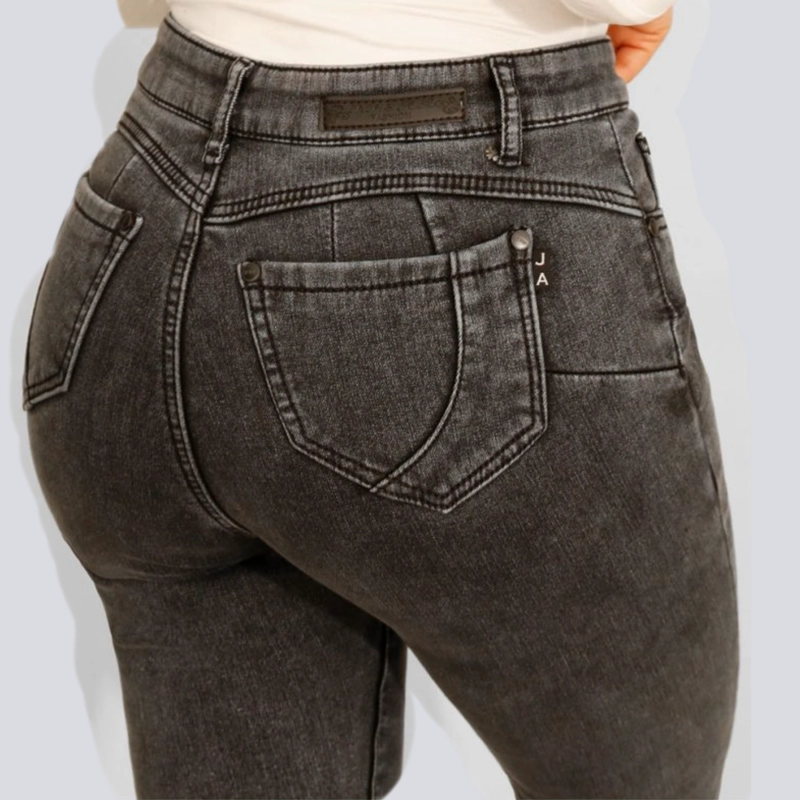 JEANS SKINNY GRIS CON POLAR PUSH UP ELASTICADO - 4