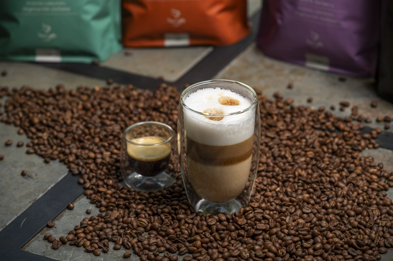 CAFE  AMATI GRANO ENTERO VULCANO 250 GR. - 2