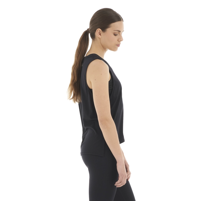 POLERA MUJER BREEZE SEAMLESS T-SHIRT GRAFITO LIPPI - 4