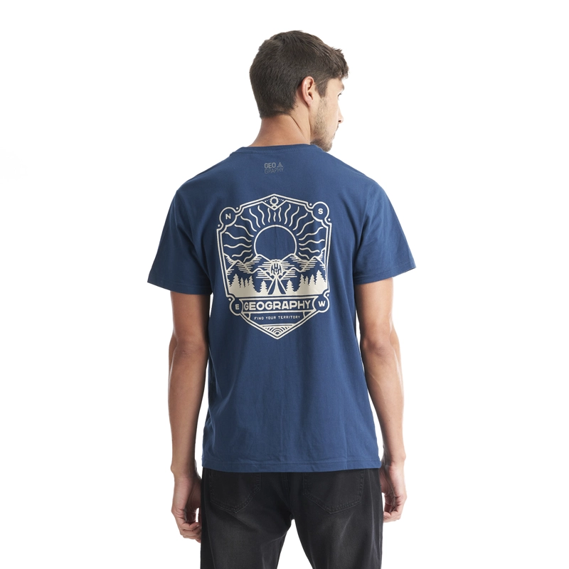 POLERA HOMBRE LIQUEN AZUL MARINO GEOGRAPHY - 4