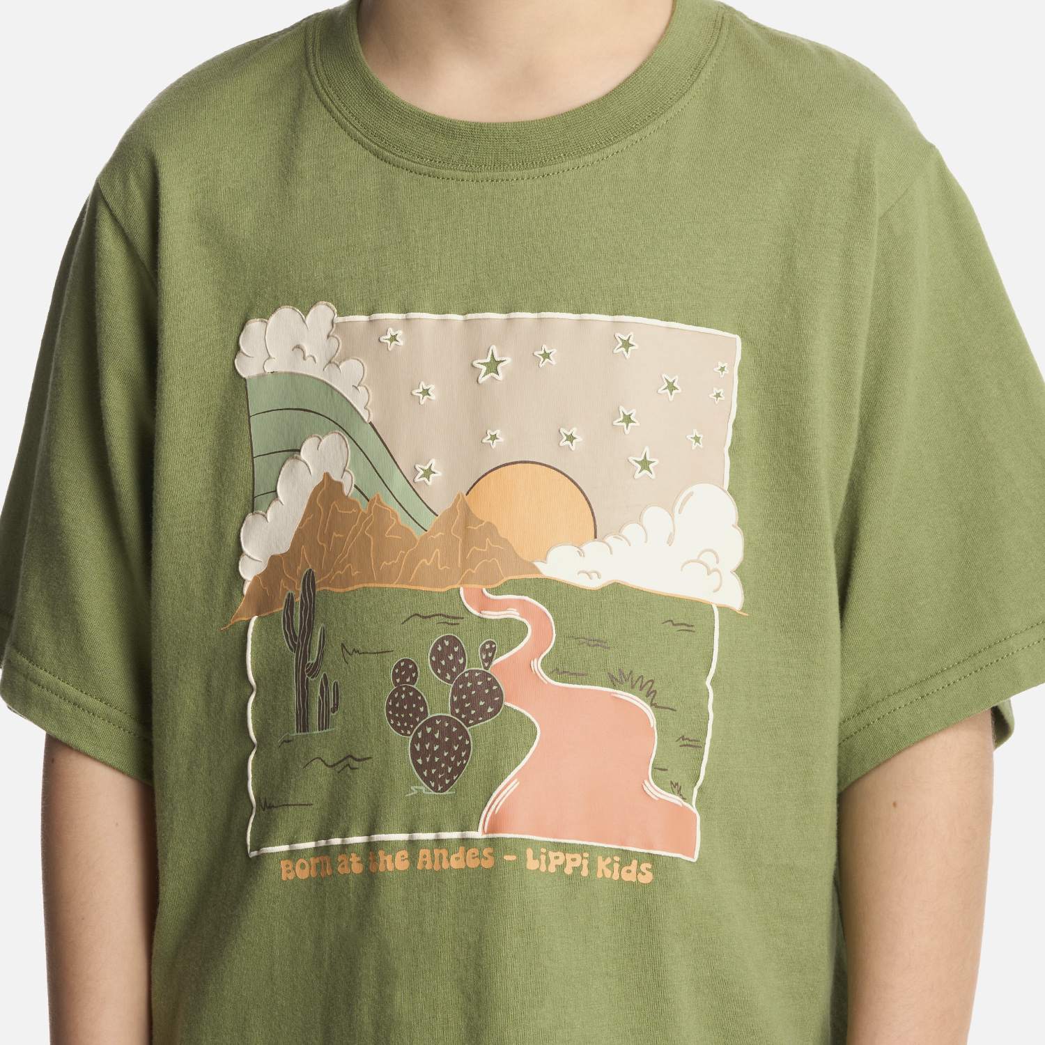 POLERA ALGODÓN ORGÁNICO NIÑO LIPPI VERDE DESERT OVERSIZE T-SHIRT - 4