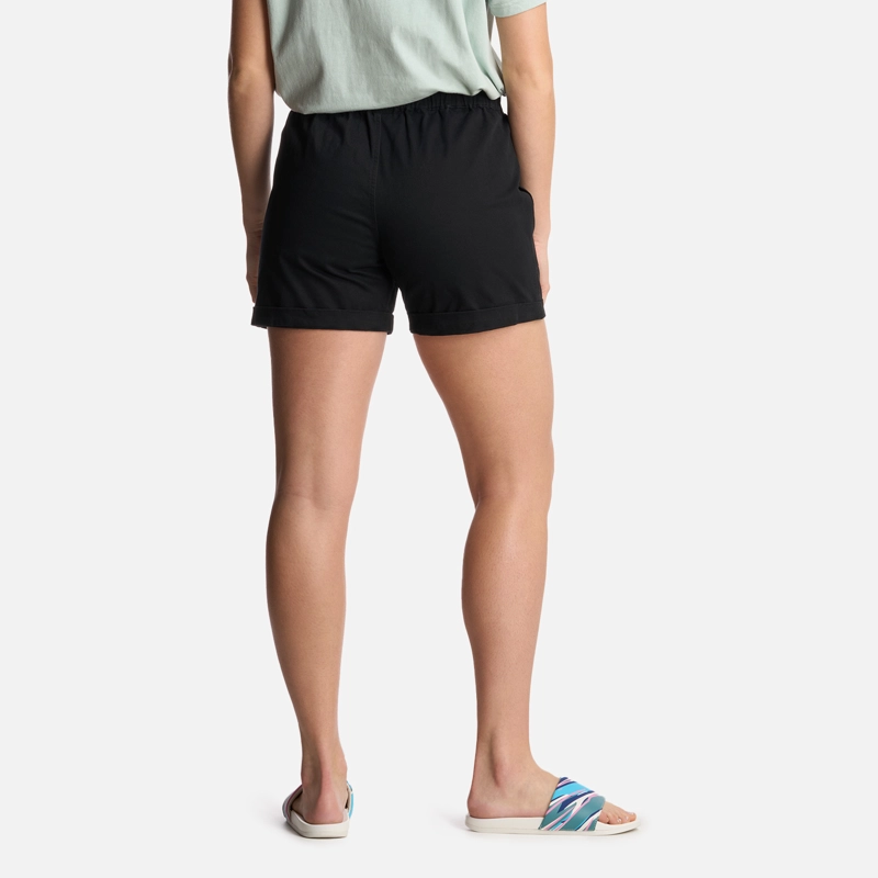 SHORT MUJER TRIANGULO DE LAS BERMUDAS NEGRO HAKA HONU - 3