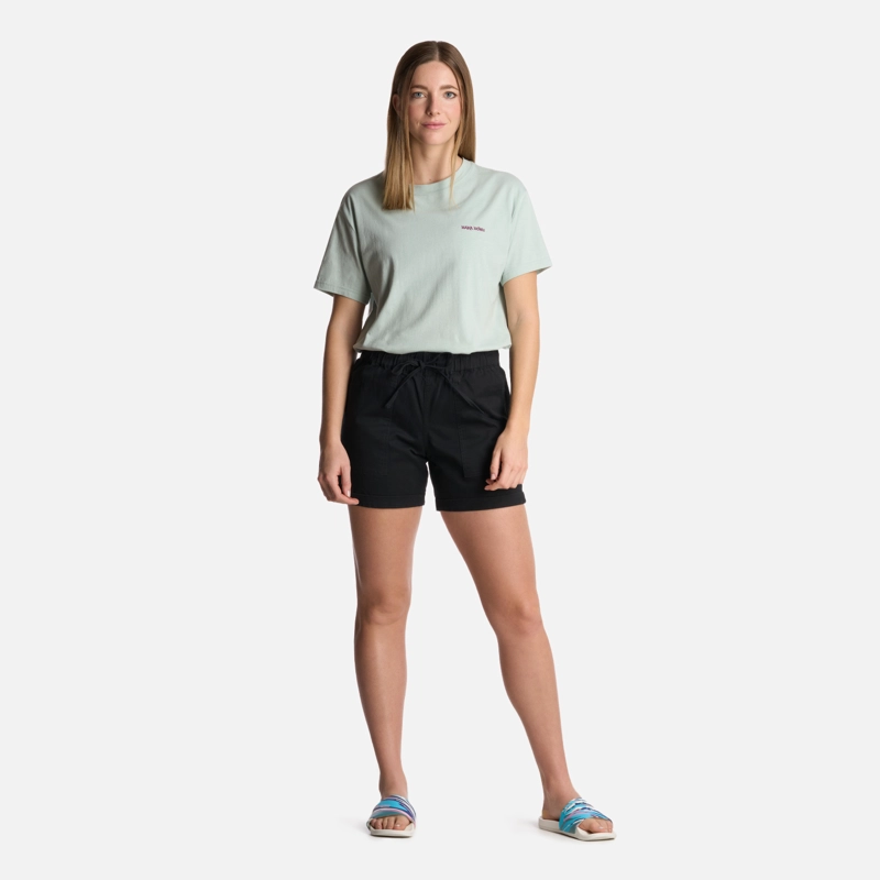 SHORT MUJER TRIANGULO DE LAS BERMUDAS NEGRO HAKA HONU - 5