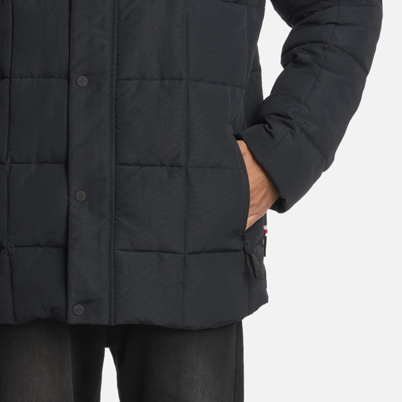 CHAQUETA HOMBRE AISLADO NEGRO HAKA HONU I25 - 5