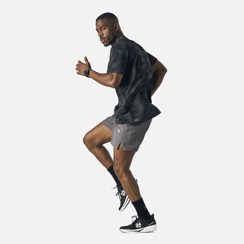 POLERA MANGA CORTA RUNNING SIN COSTURAS HOMBRE BUILT TO MOVE - 3