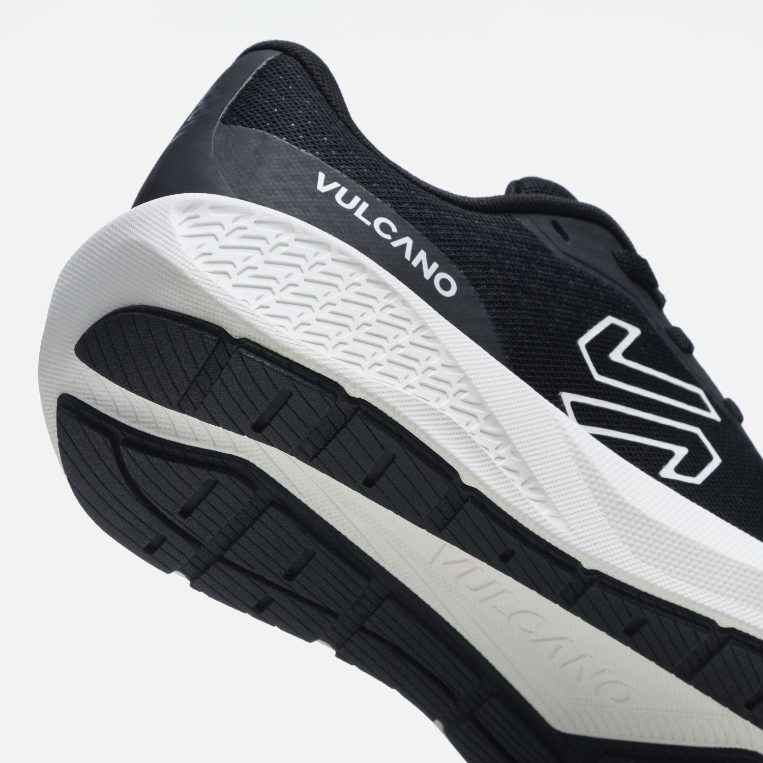 ZAPATILLA RUNNING HOMBRE SEISMIC NEGRO - 8