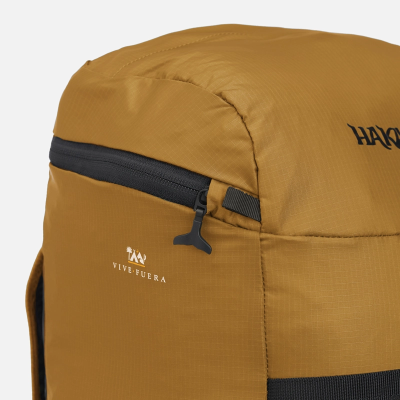 MOCHILA PESO PLUMA 25L MOSTAZA HAKA HONU V26 - 4